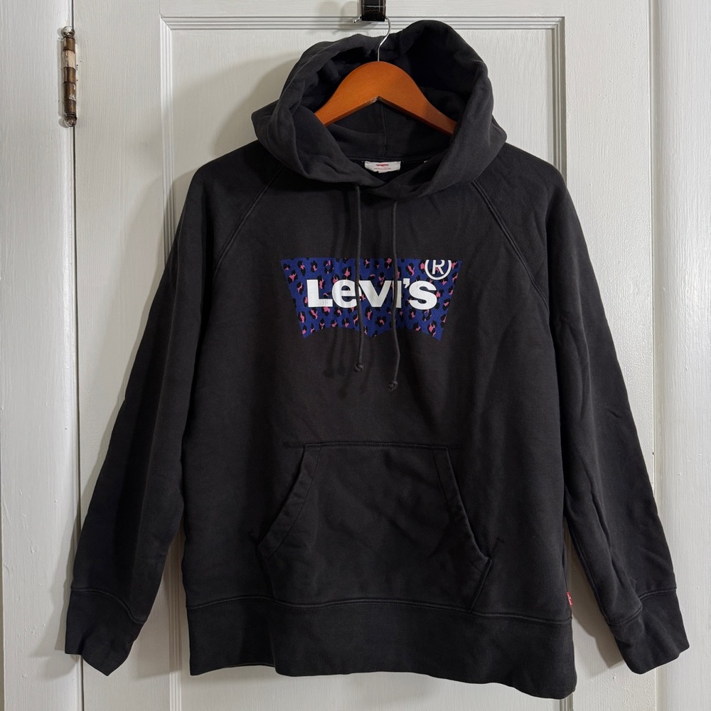 Levi’s Graphic Standard Hoodie Sweatshirt-Black